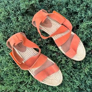 UGG Mila Women's Suede Espadrille Strappy Sandals Size 9 Orange Shoes